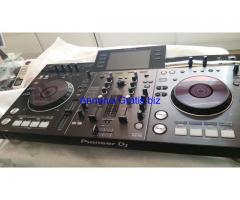 Vendita Pioneer DDJ-SX.....€450,Pioneer DJM 900 Nexus...€900, Pioneer XDJ-1000...€560